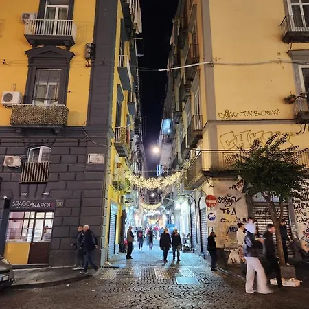 بيت للعطل San Gennaro Bis نابولي